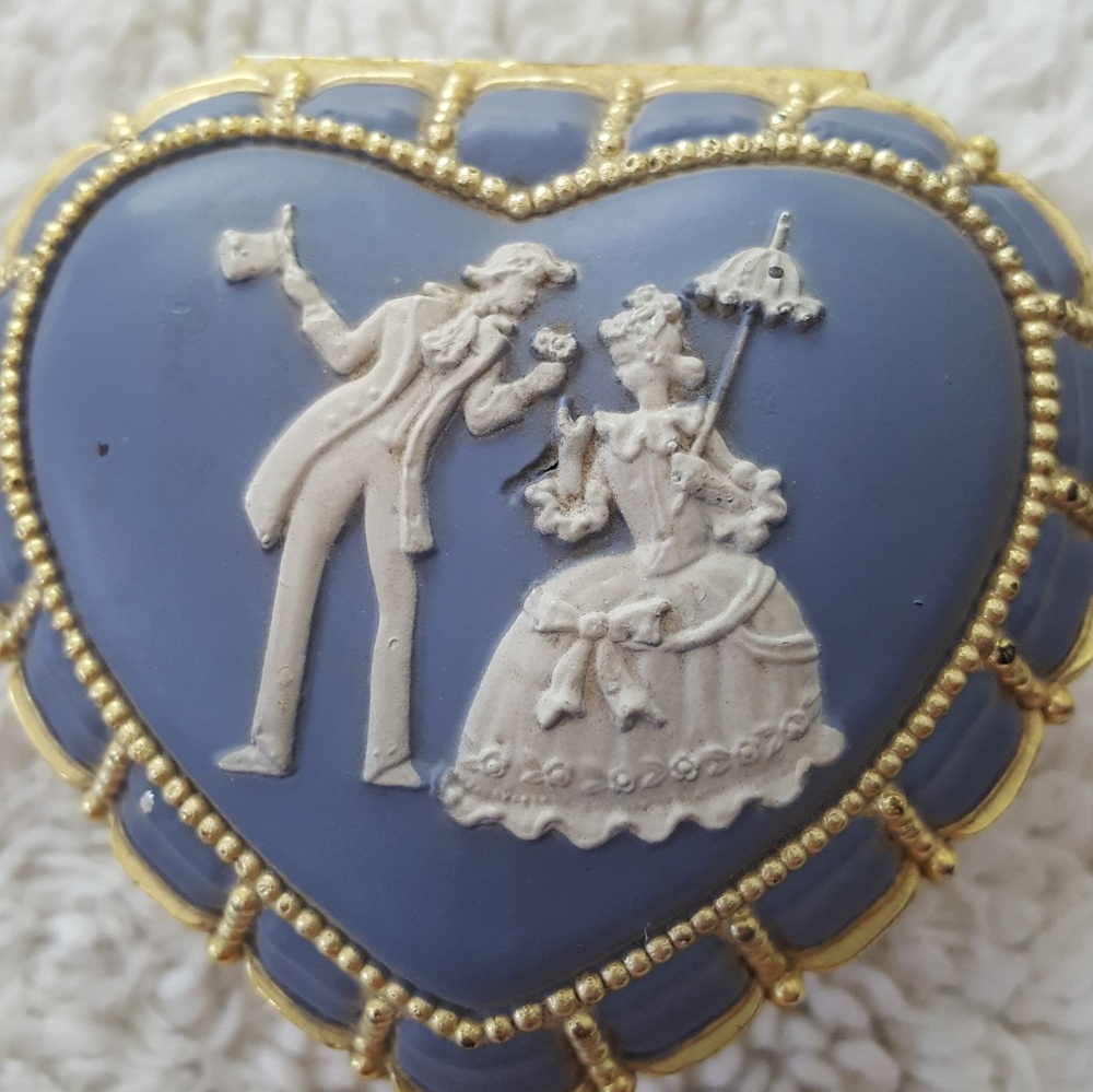 Lovely little music box